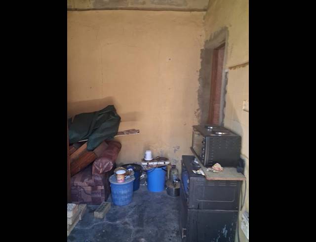 1 BEDROOM HOUSE FOR SALE IN JABAVU